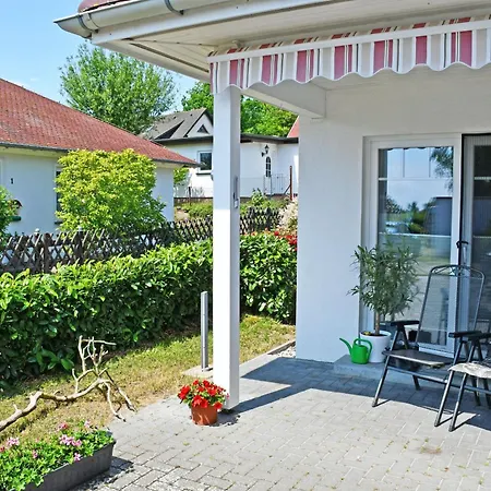 Appartement 2-raum-ferienwohnung Mit Terrasse In Ruhiger Lage! *